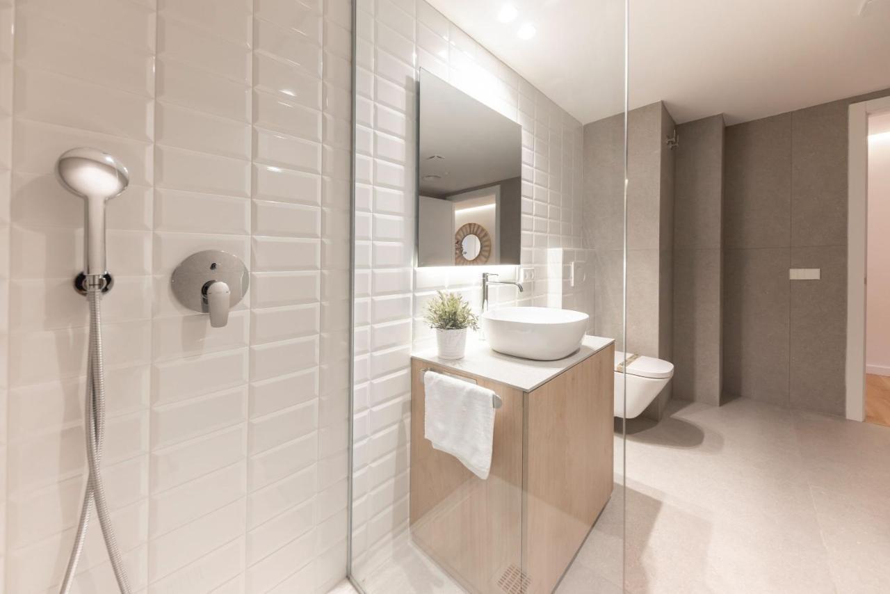Bravissimo Falco, 3 Bedrooms And Balcony Жерона Екстер'єр фото